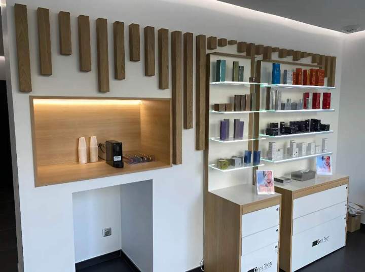 Réorganisation du boutique Saint-Laurent-des-Arbres