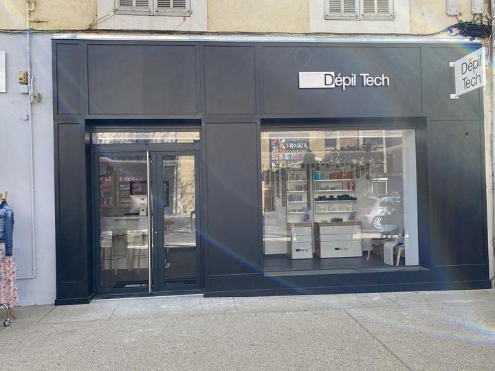 Agencement d'espaces commerciaux Saint-Laurent-des-Arbres